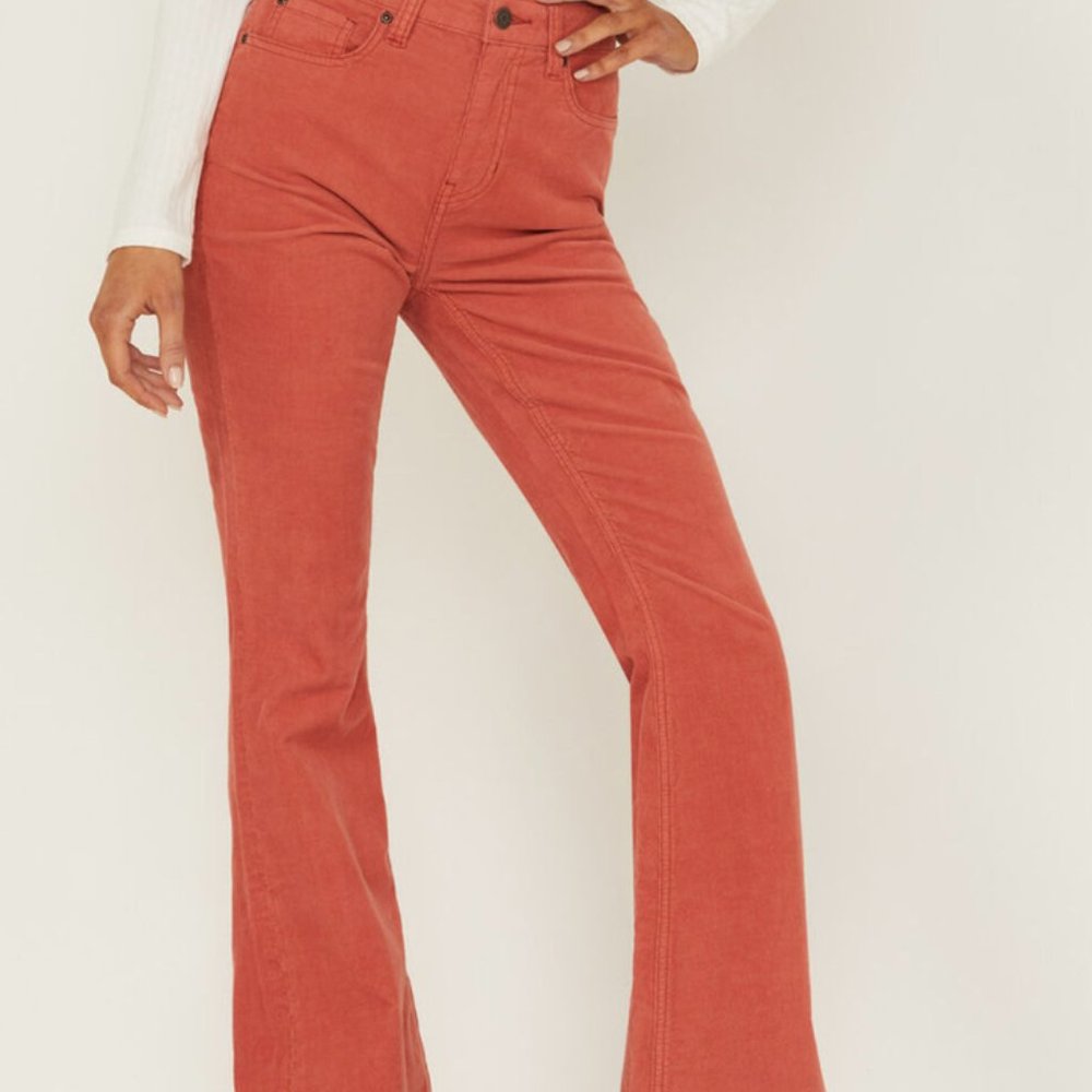 IDYLLWIND WOMEN'S HIGH RISIN' STRETCH SIGNATURE BACK POCKETS FLARE CORDUROY JEAN